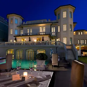 Carducci 76 Италия