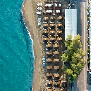 κάντε κράτηση εδώ
