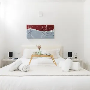 Amazing, New & Fully Furnished In Duomo Appartamento