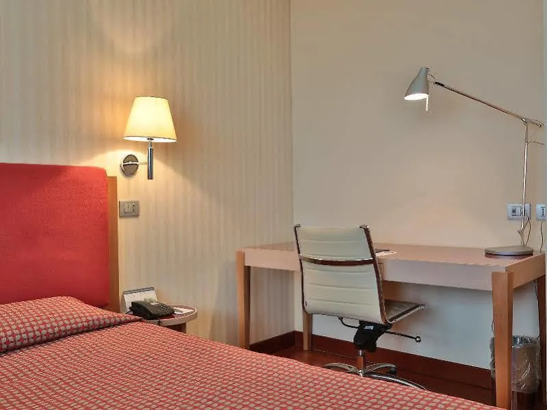 UNAWAY Hotel&Residence Quark Due Milano 4*,  Italia